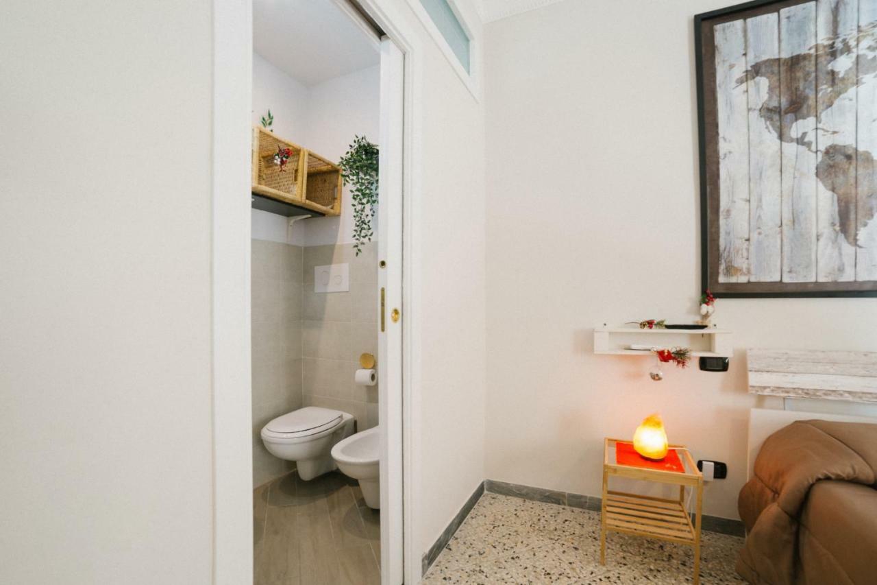 Little Room Salernes Extérieur photo